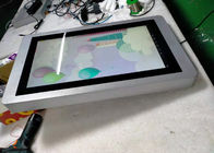 ป้ายดิจิตอล LCD ป้องกันแสงสะท้อน 1.3kW 43in ติดผนังกันน้ำ 2000cd / m2