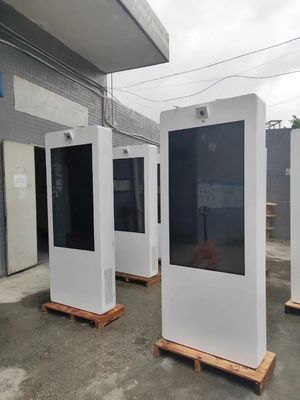 ตู้แสดงป้ายดิจิทัล LCD กลางแจ้ง ขนาด 43-65 นิ้ว หน้าจอสัมผัส 1920x1080