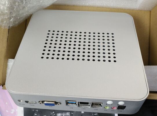 ป้ายดิจิตอลมัลติทัชขนาด 400 Cd/m2 ให้มุมมองภาพ 178 องศา ออกแบบมาสำหรับการแสดงผลเชิงโต้ตอบและการตลาดดิจิทัล